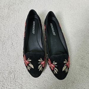 Embroidered flats